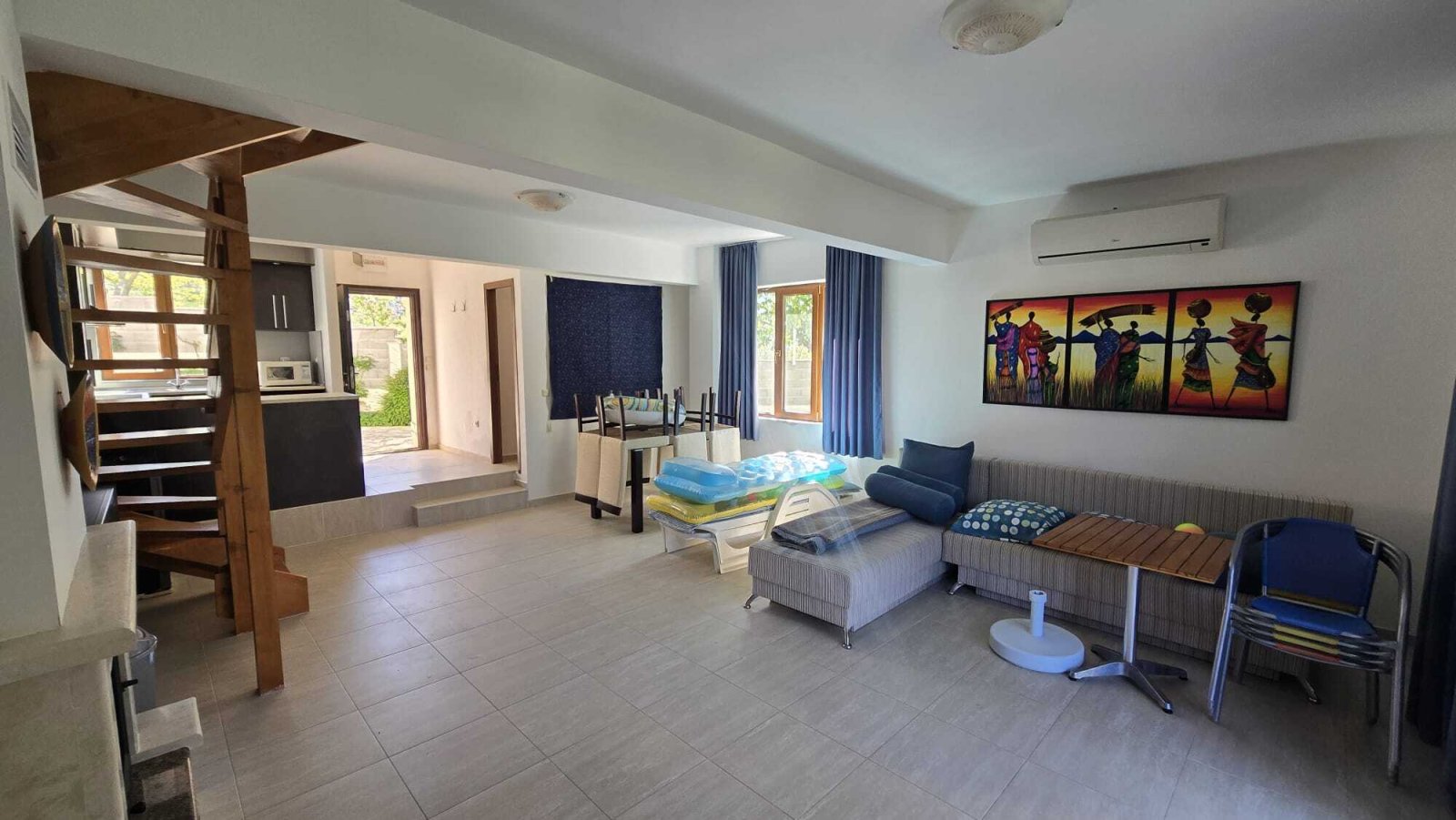 2-stöckiges Reihenhaus in Intsaraki, Sveti Vlas, Bulgarien