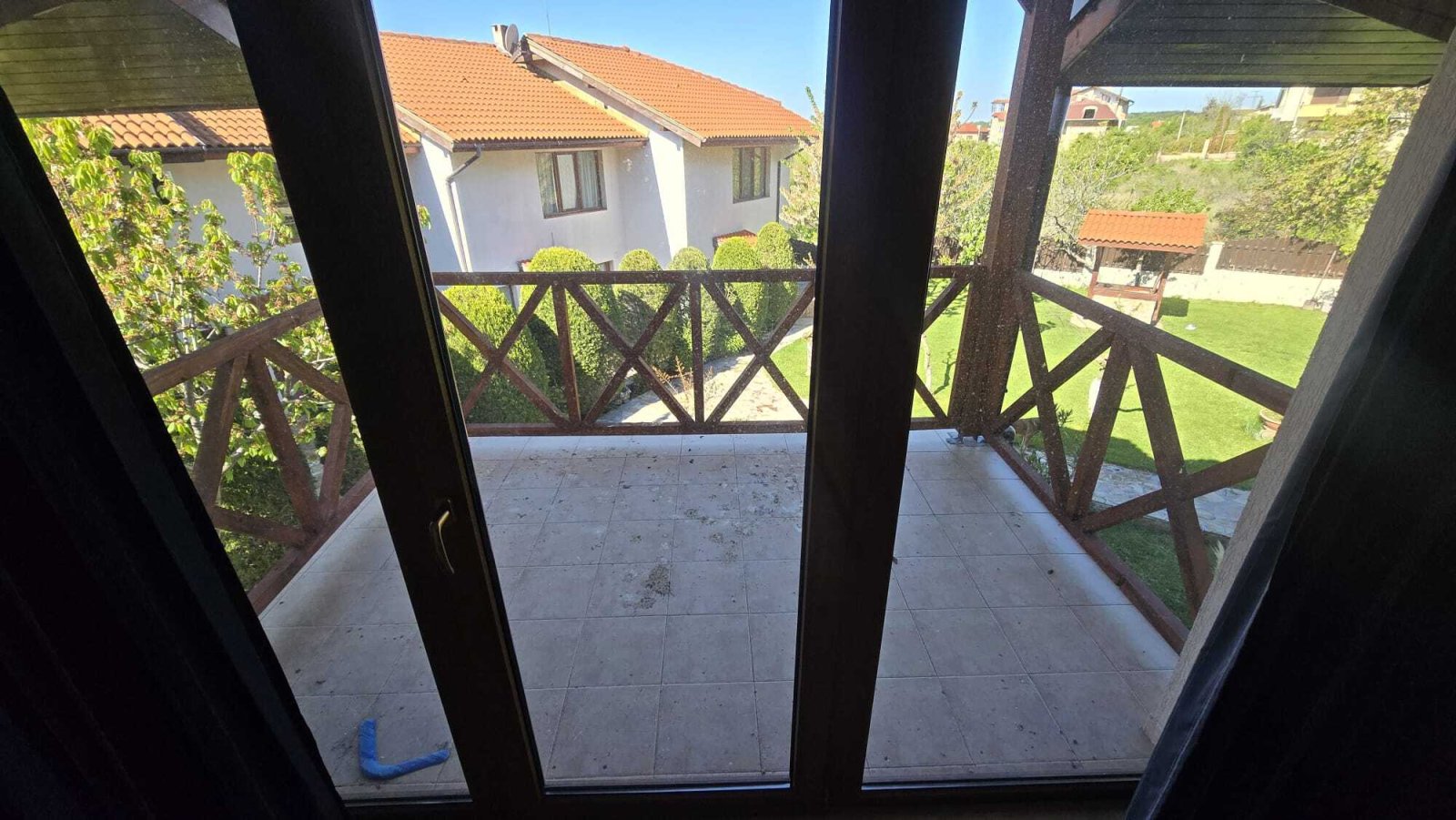 2-stöckiges Reihenhaus in Intsaraki, Sveti Vlas, Bulgarien