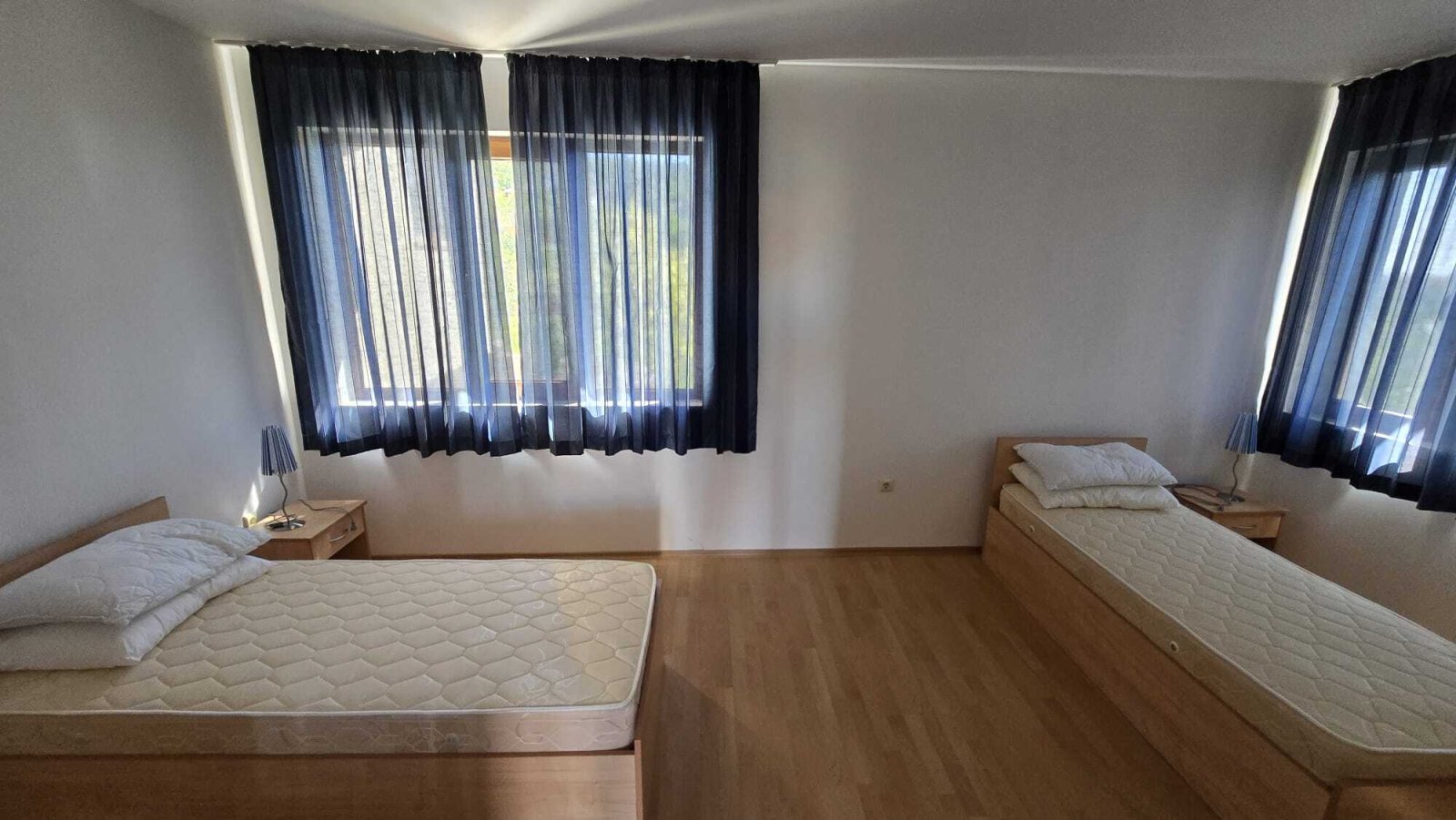 2-stöckiges Reihenhaus in Intsaraki, Sveti Vlas, Bulgarien
