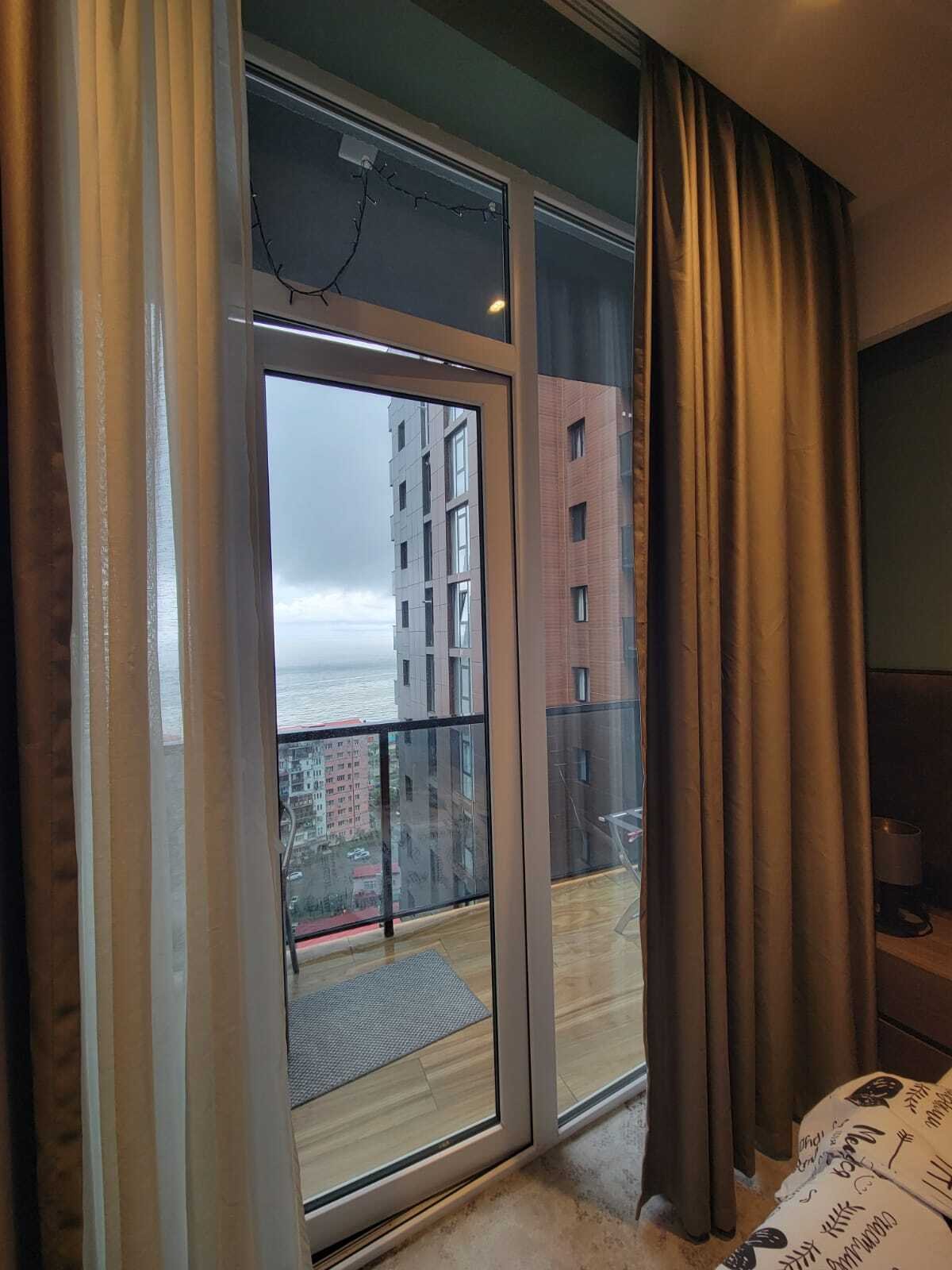 Modernes Studio auf einer hohen Etage mit direktem Meerblick – New Boulevard, Batumi, Georgien