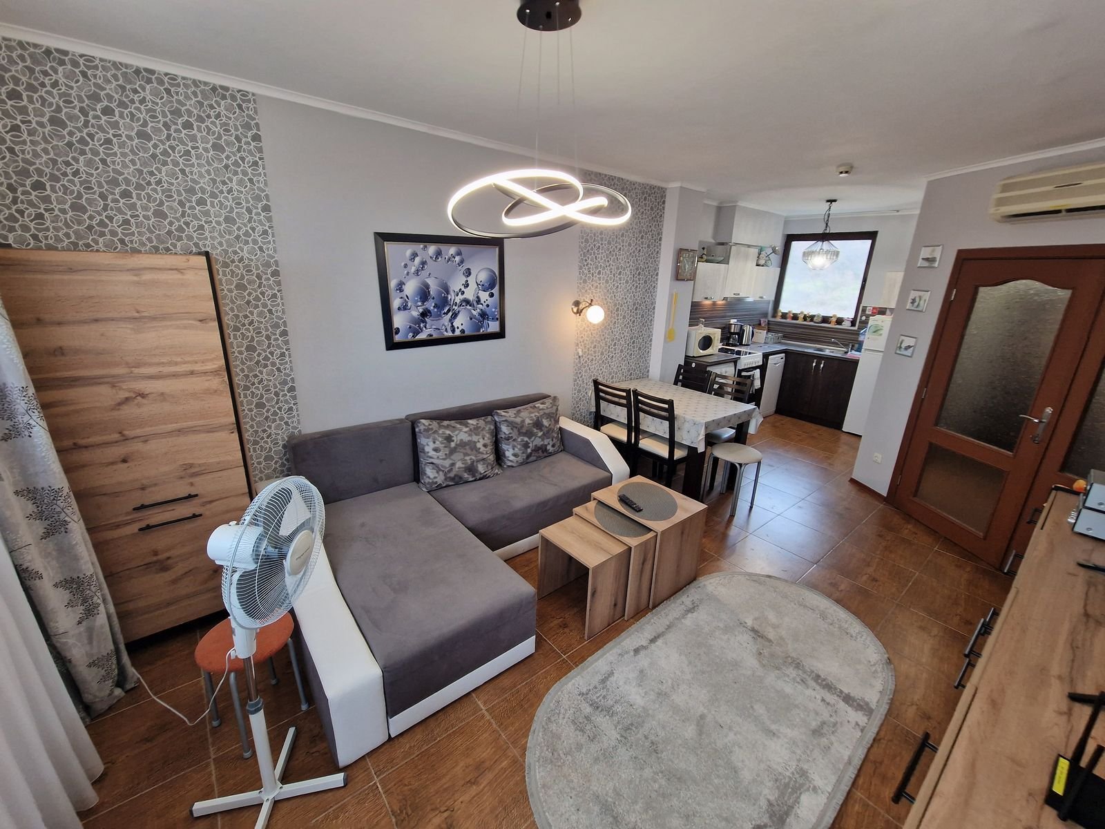 2-Zimmer-Apartment in der Wohnanlage Bay View Villas in Kosharitsa, Bulgarien.