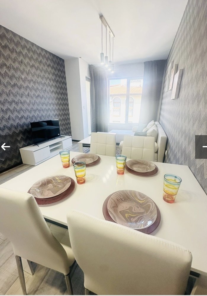 Zweizimmerwohnung mit Poolblick im Komplex Domus in Sveti Vlas, Bulgarien