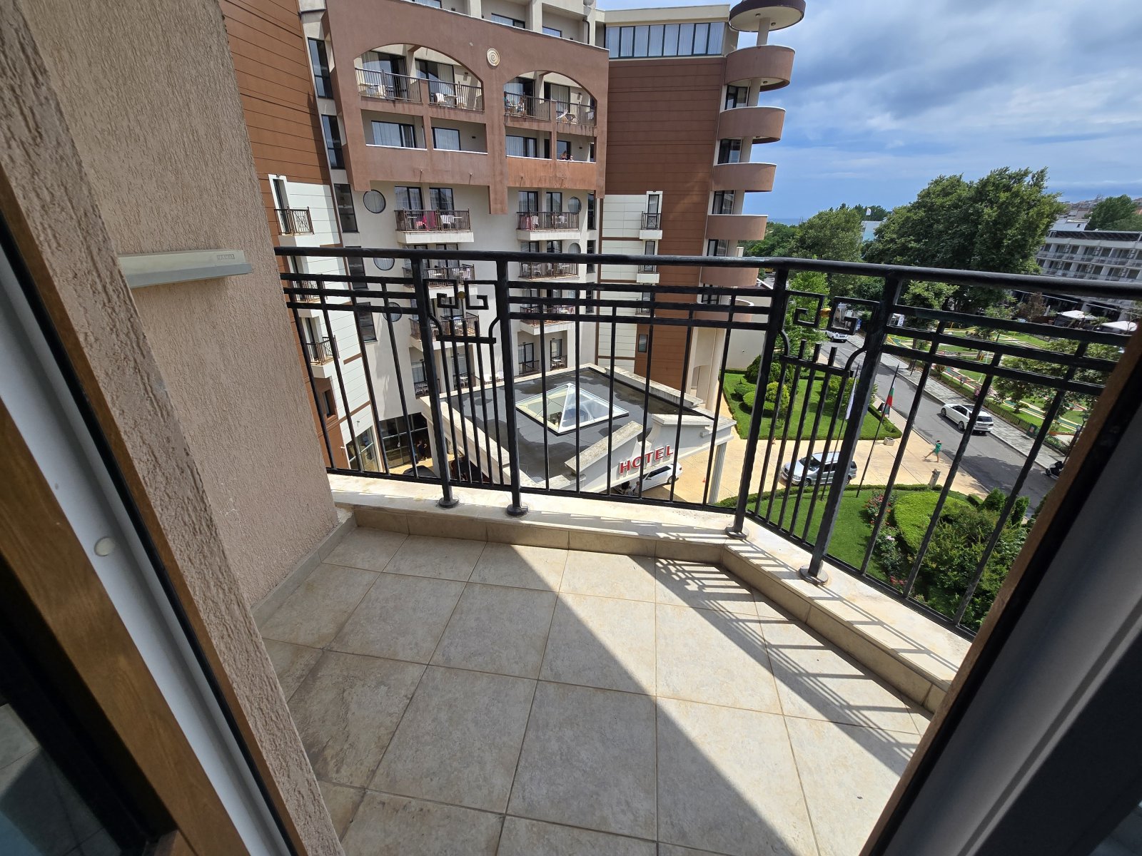 2-Zimmer-Apartment mit teilweisem Meerblick im Komplex Karolina, Sonnenstrand, Bulgarien