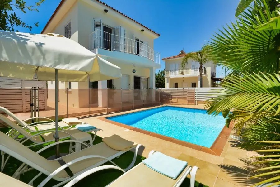 Pernera: Freistehende Villa in Pernera, Famagusta 