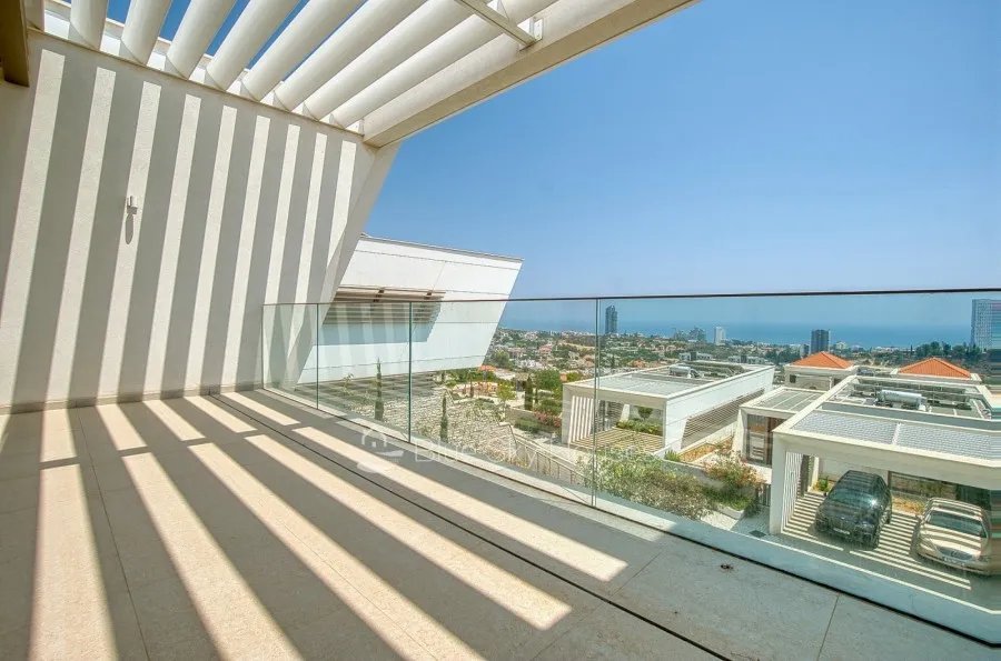 Freistehende Villa in Mouttagiaka, Limassol