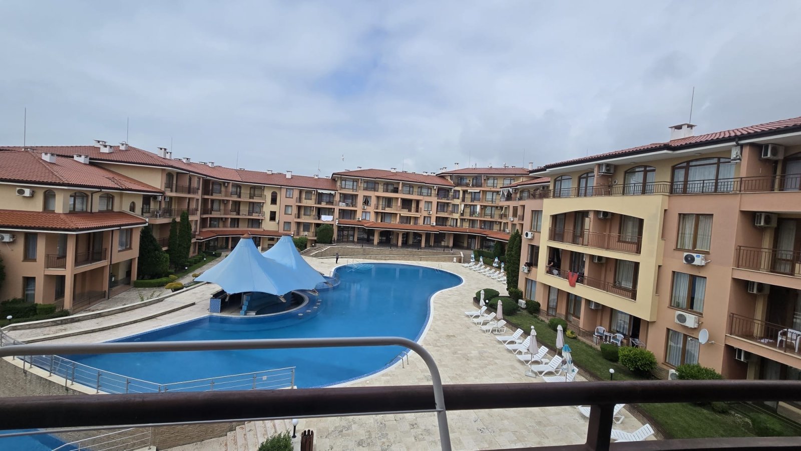 Zweizimmerwohnung mit Poolblick im Komplex Panorama Dreams in Sveti Vlas, Bulgarien