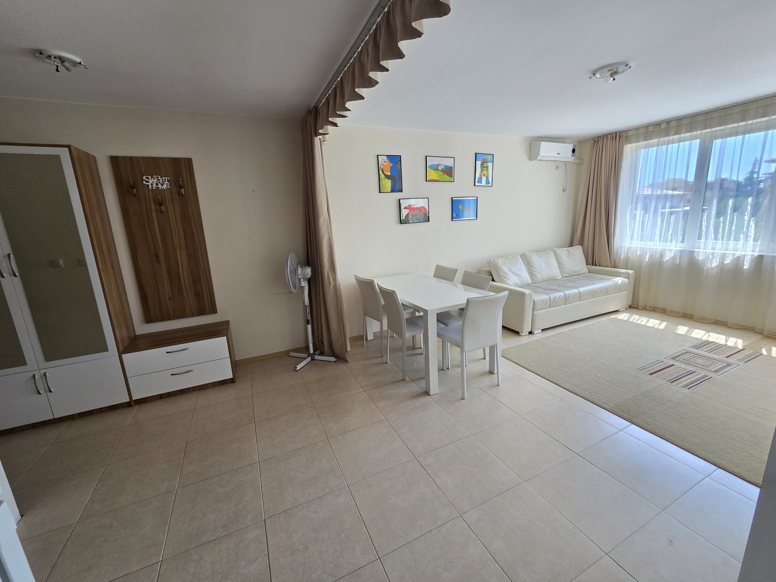 Zweizimmerwohnung mit Poolblick im Komplex Lifestyle in Rawda, Bulgarien
