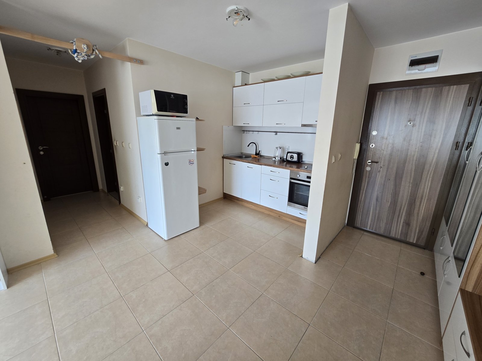 Zweizimmerwohnung mit Poolblick im Komplex Lifestyle in Rawda, Bulgarien