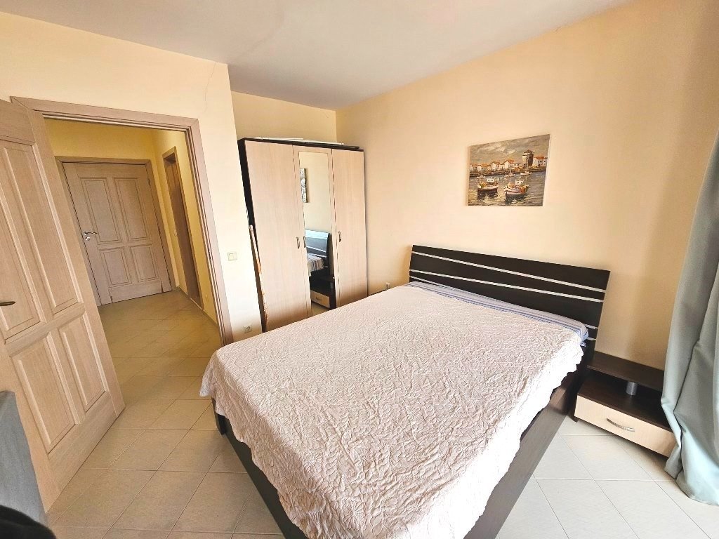Zweizimmerwohnung mit Poolblick im Komplex Kalia am Sonnenstrand, Bulgarien