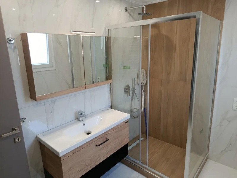 Renovierte Wohnung mit 3 Schlafzimmern und Meerblick, 103 m², Triandria, Thessaloniki
