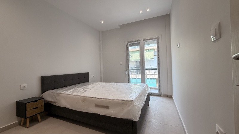 Renovierte möblierte Wohnung mit 1 Schlafzimmer, 55 m², 150 m zur U-Bahn, Ntepo, Thessaloniki