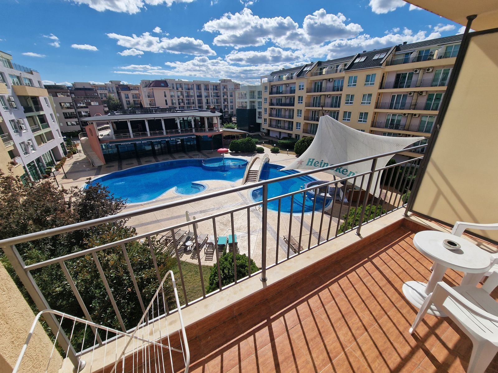 Studio mit Poolblick im Komplex Polo Resort, Sonnenstrand, Bulgarien