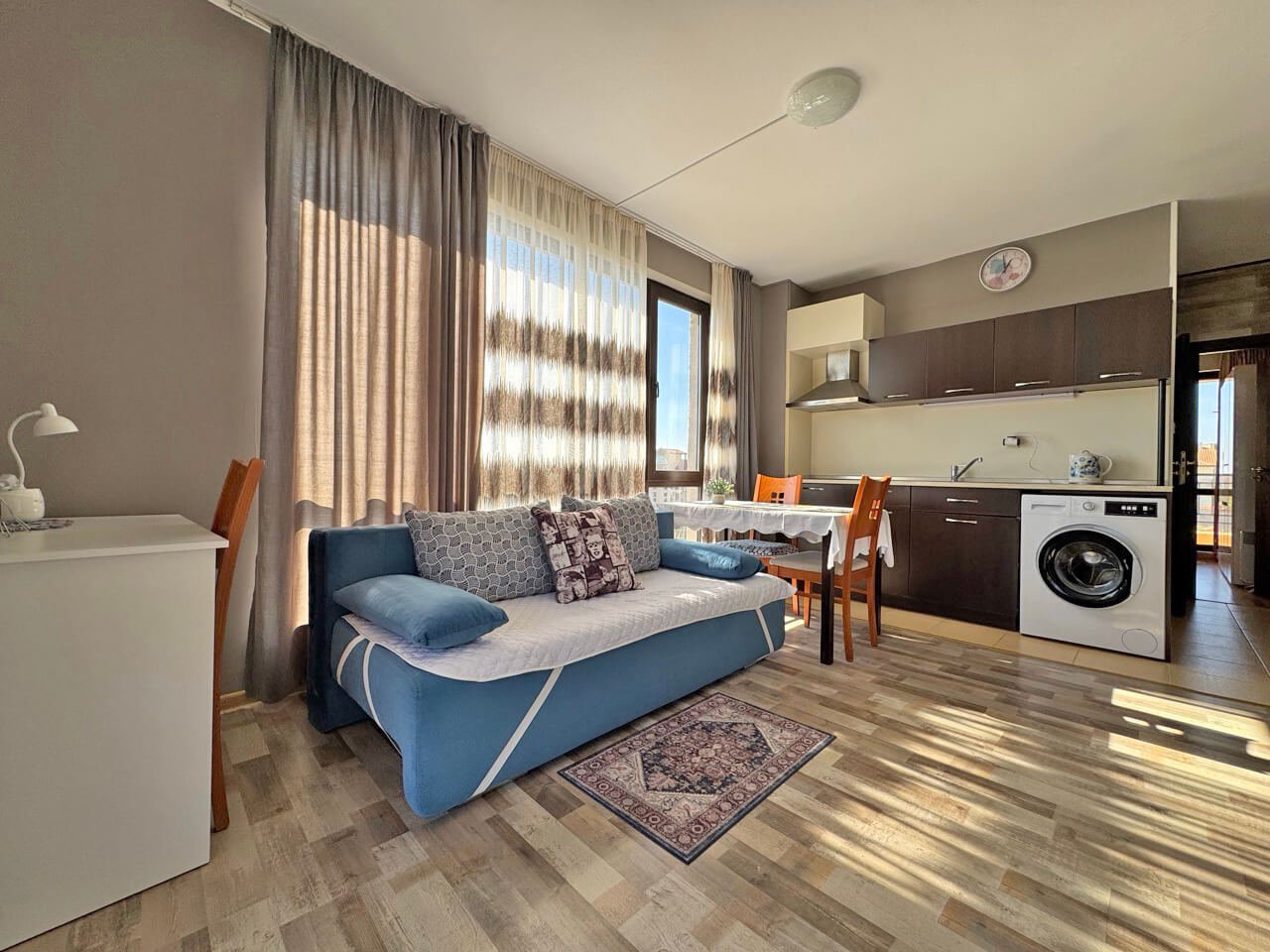 Zweizimmerwohnung mit Meerblick im Komplex „Macon“, Sveti Vlas, Bulgarien.
