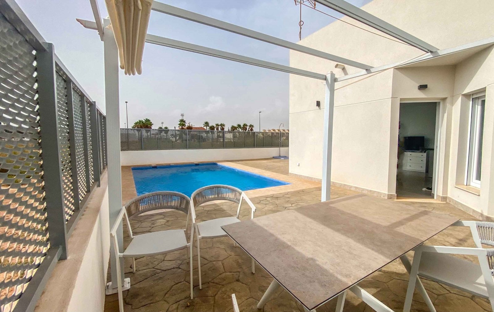 Moderne Stadthäuser mit privatem Pool, 1 km vom Meer entfernt, Los Alcázares
