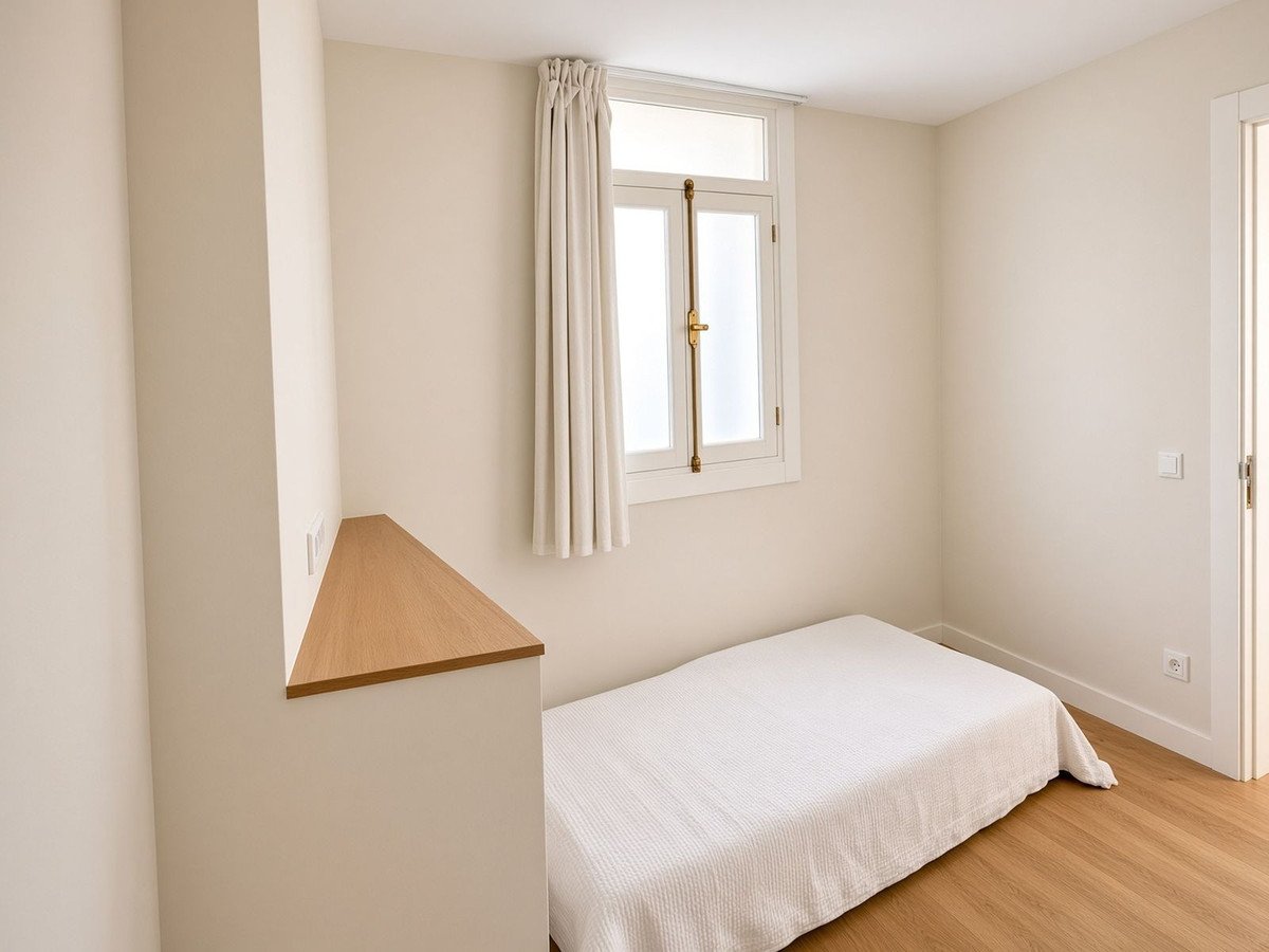 Renovierte Wohnung im 12. Stock mit Blick auf das Meer, Gibraltar und Afrika, San Roque, Spanien