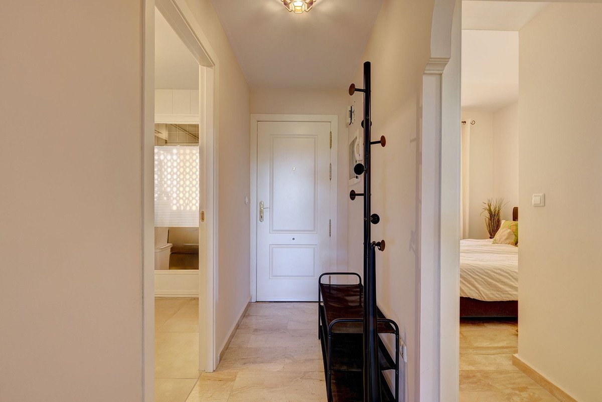 Anlageapartment mit touristischer Lizenz, Gartenterrasse und Garage, Mijas, Spanien