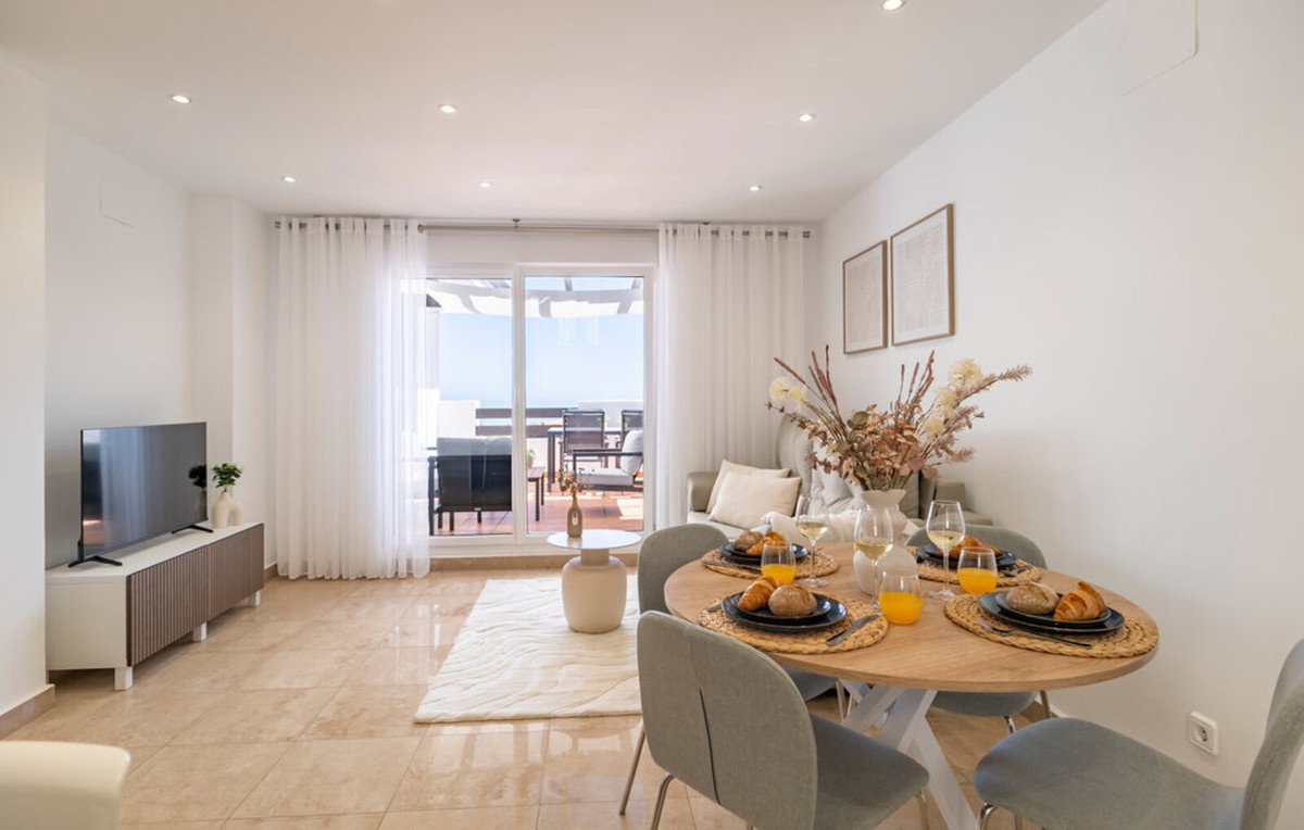 Renovierte Kapitalanlage-Wohnung mit touristischer Lizenz und Terrasse, 28 m², Manilva, Spanien