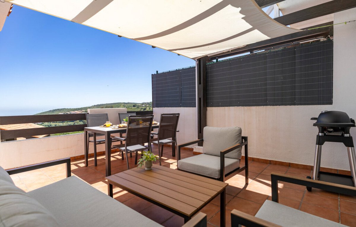 Renovierte Kapitalanlage-Wohnung mit touristischer Lizenz und Terrasse, 28 m², Manilva, Spanien