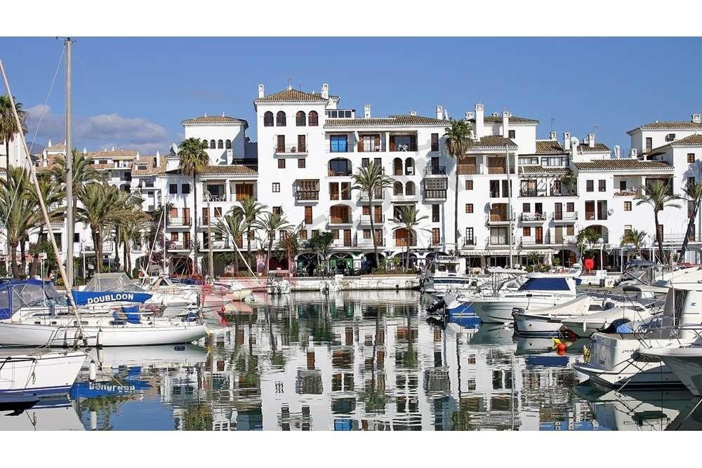 Renovierte Kapitalanlage-Wohnung mit touristischer Lizenz und Terrasse, 28 m², Manilva, Spanien