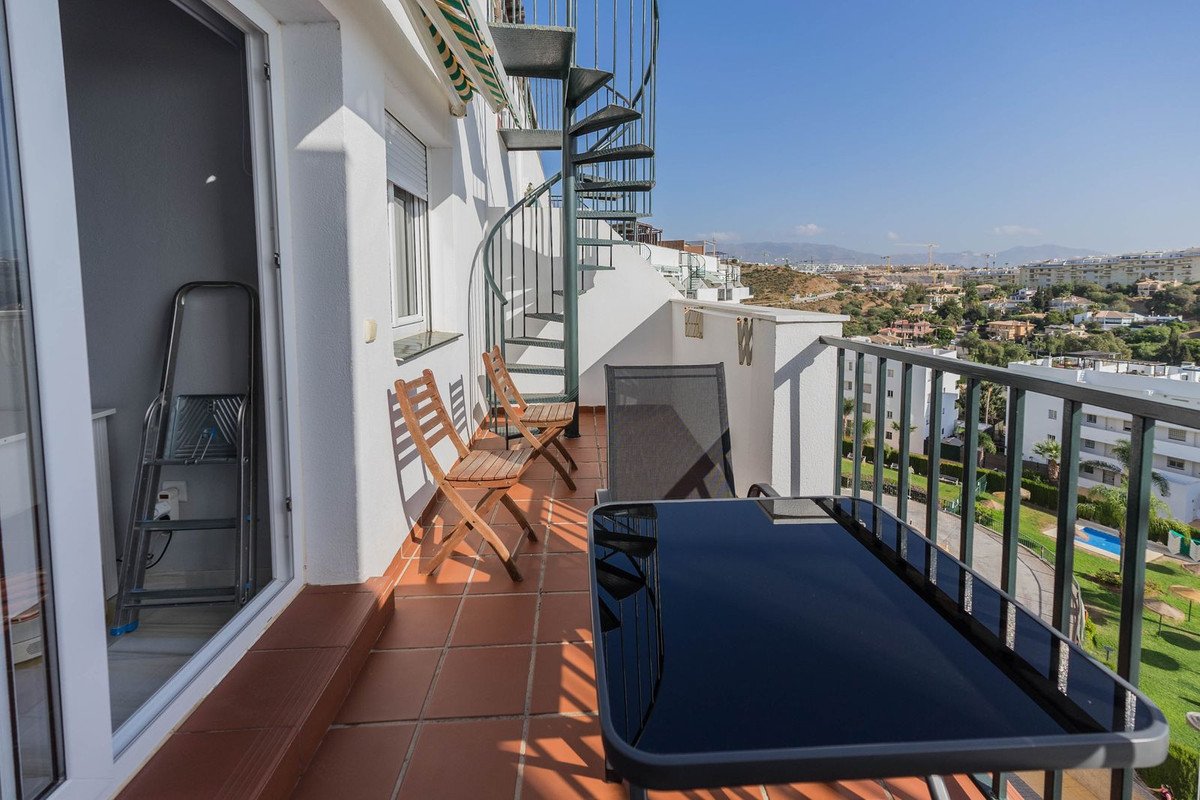 Penthouse mit Garage und Meer- und Bergblick, Mijas, Spanien