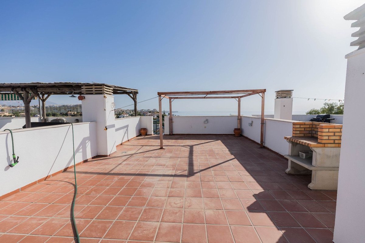 Penthouse mit Garage und Meer- und Bergblick, Mijas, Spanien