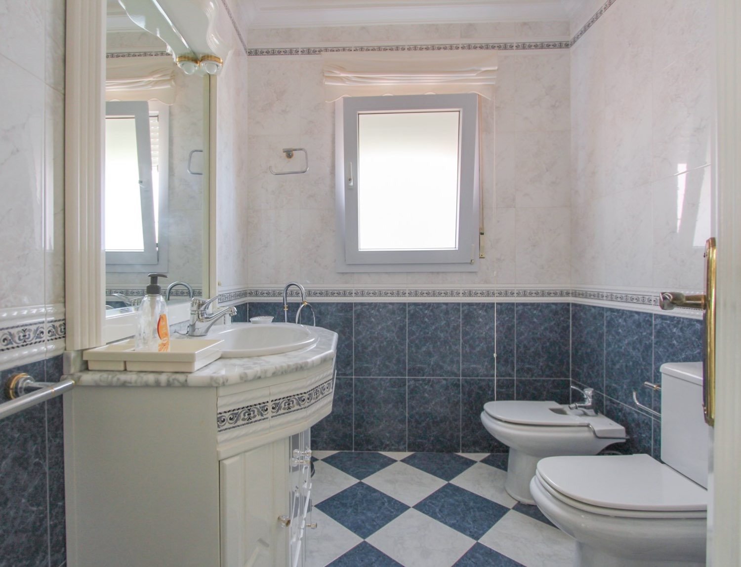 Freistehende Villa mit privatem Pool und Panoramablick aufs Meer, Torrox, Spanien