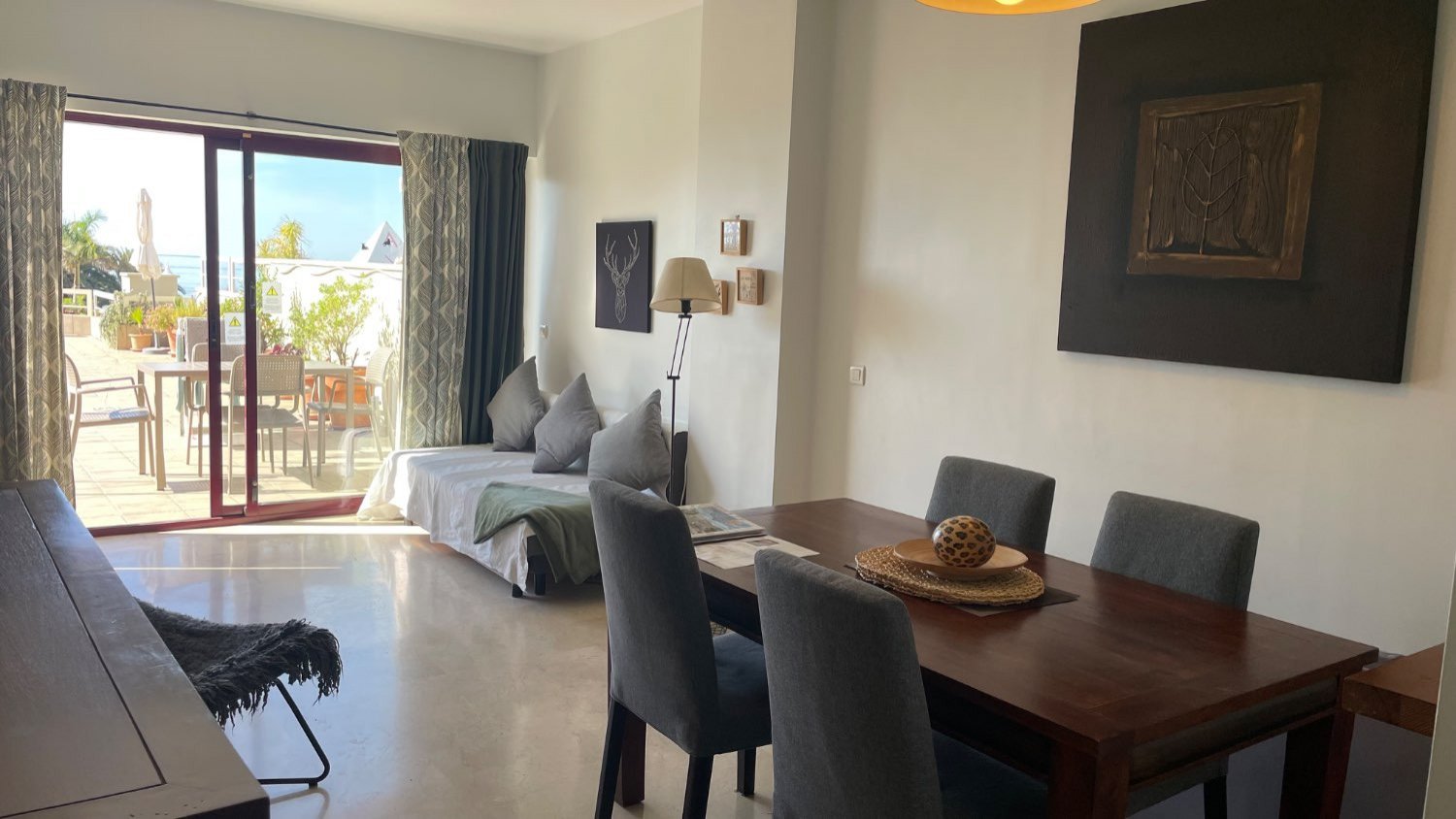 Apartment in erster Strandreihe am Strand von Burriana mit 100 m² Terrasse und Garage, Nerja, Spanien