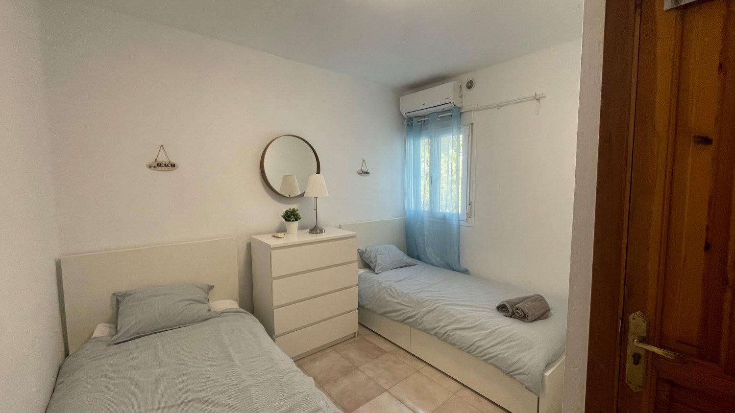 Stadthaus mit Dachterrasse und Meerblick in Paraíso Blanco, Nerja, Spanien