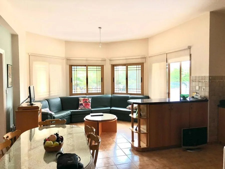 Freistehende Villa in Episkopi, Limassol