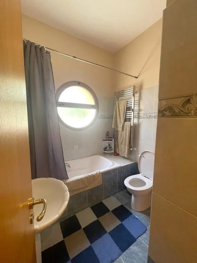 Freistehende Villa in Episkopi, Limassol