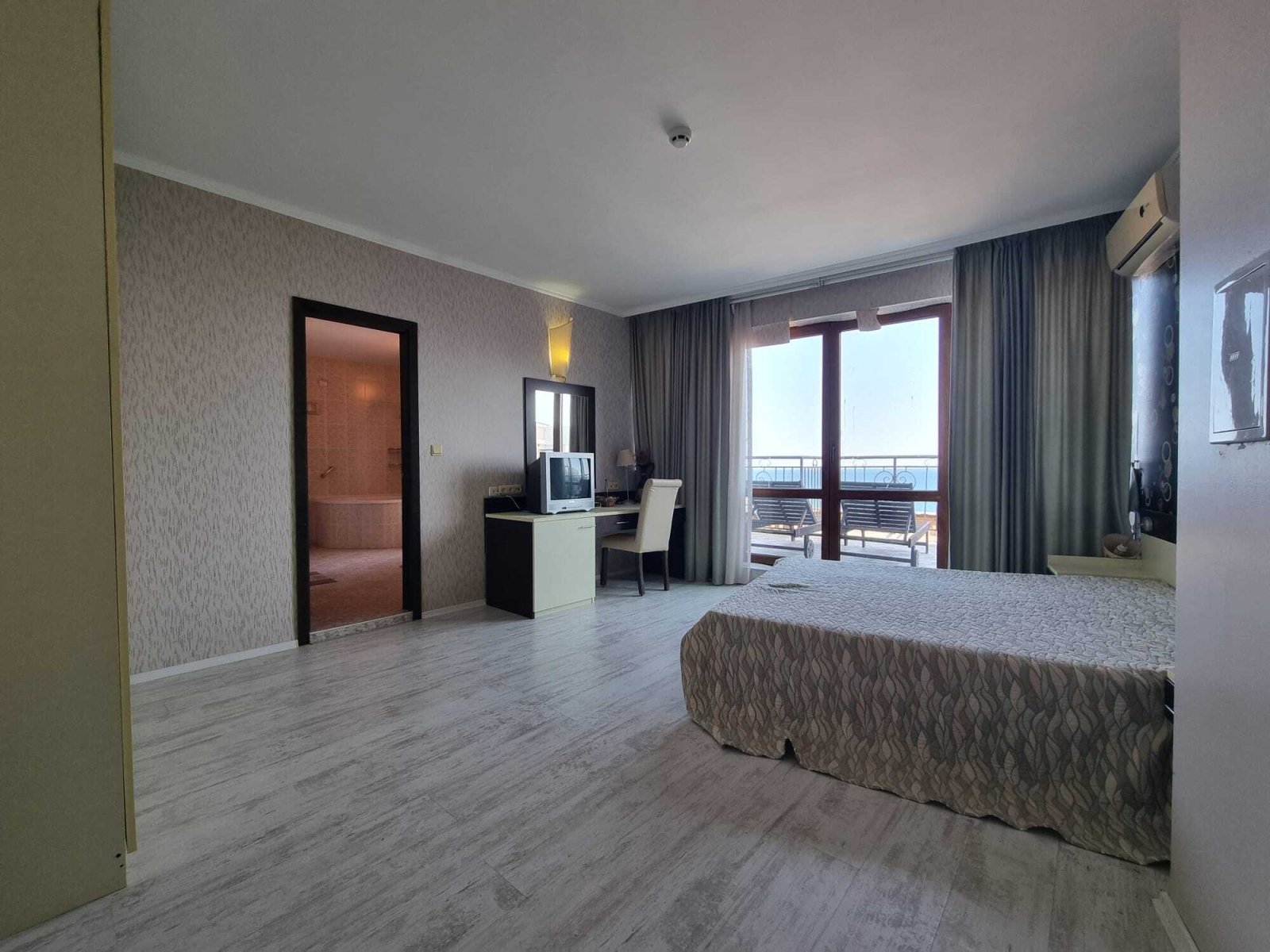 2 Zimmer Wohnung mit Meerblick im Grand Hotel Sveti Vlas Bulgarien