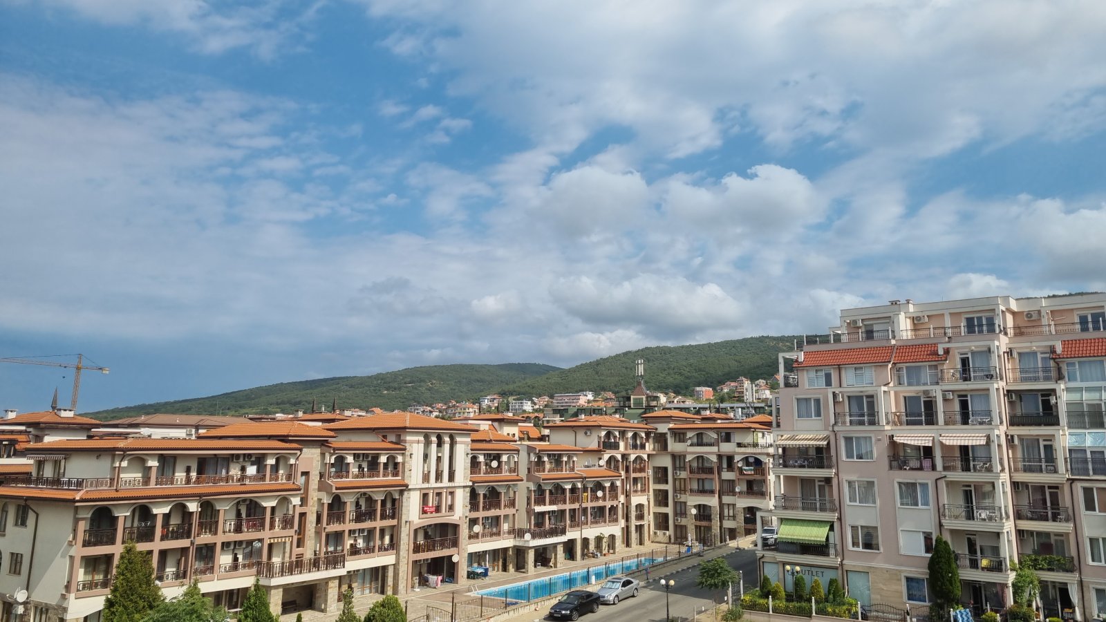 Hübsche 2-Zimmer-Wohnung in Sveti Vlas, Raduga 1, 5. Etage, Bergblick