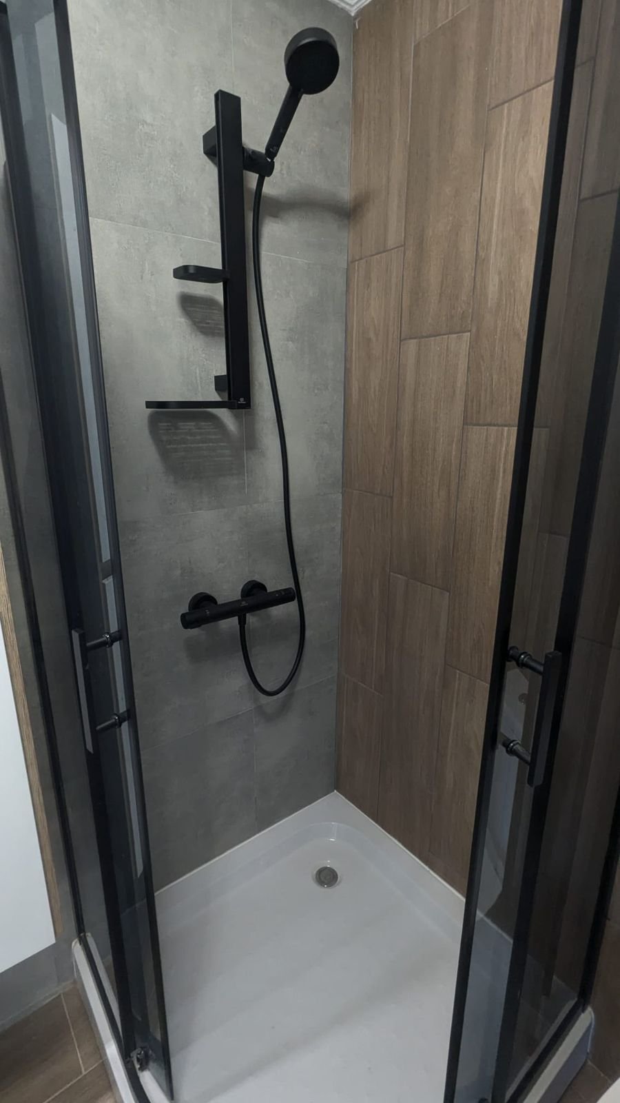 Zweizimmerwohnung im Komplex Grand Village in Kosharitze