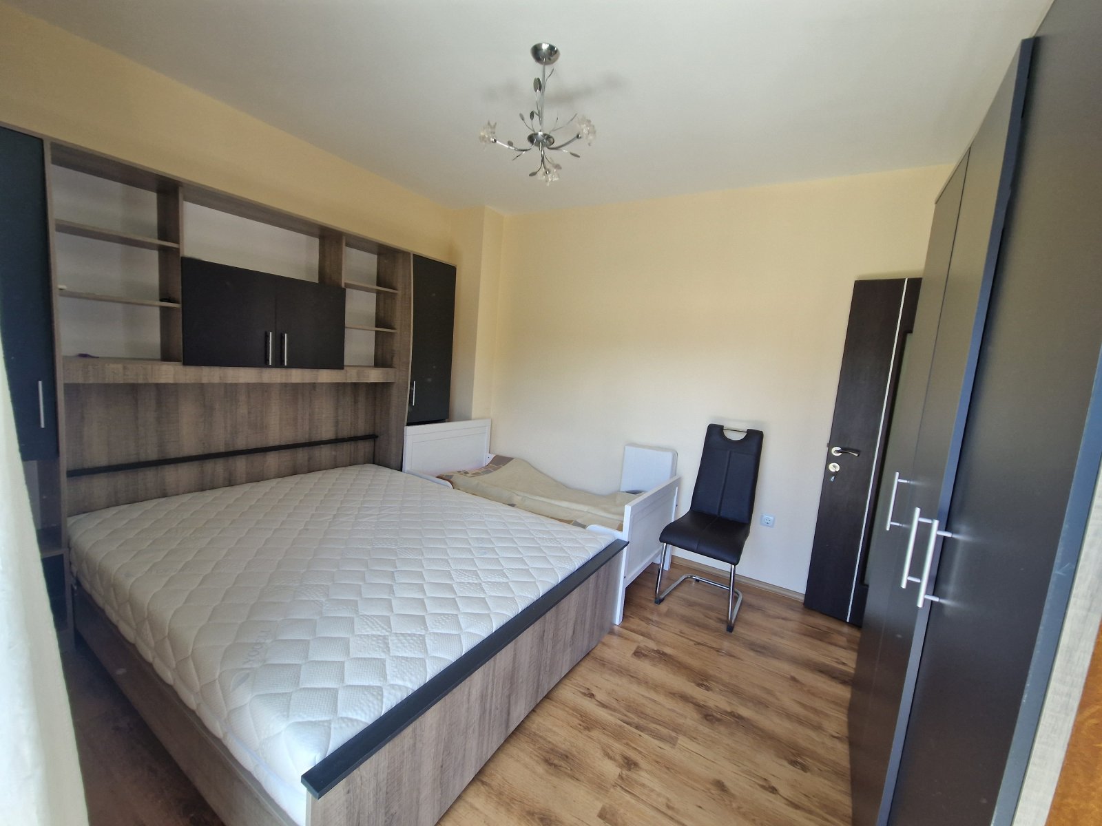 Einfamilienhaus mit Zugang zum Pool in Ravda Bulgarien