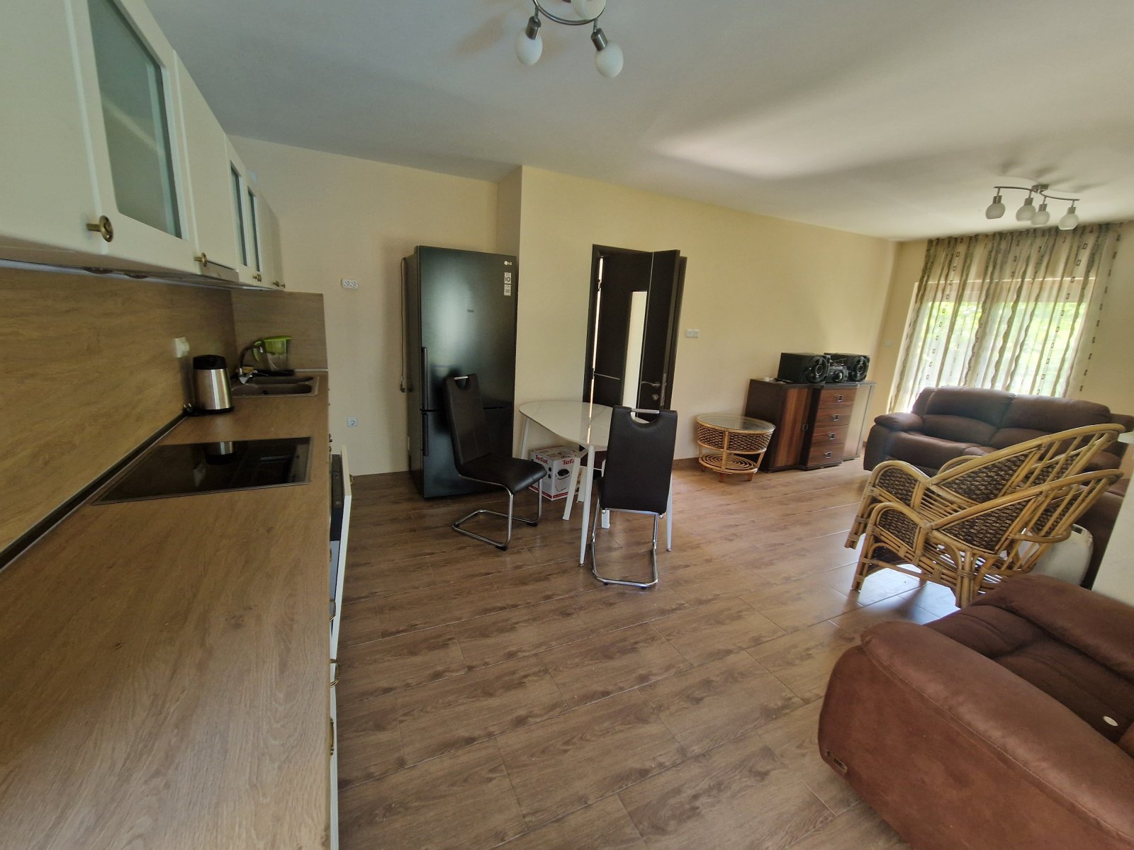 Einfamilienhaus mit Zugang zum Pool in Ravda Bulgarien