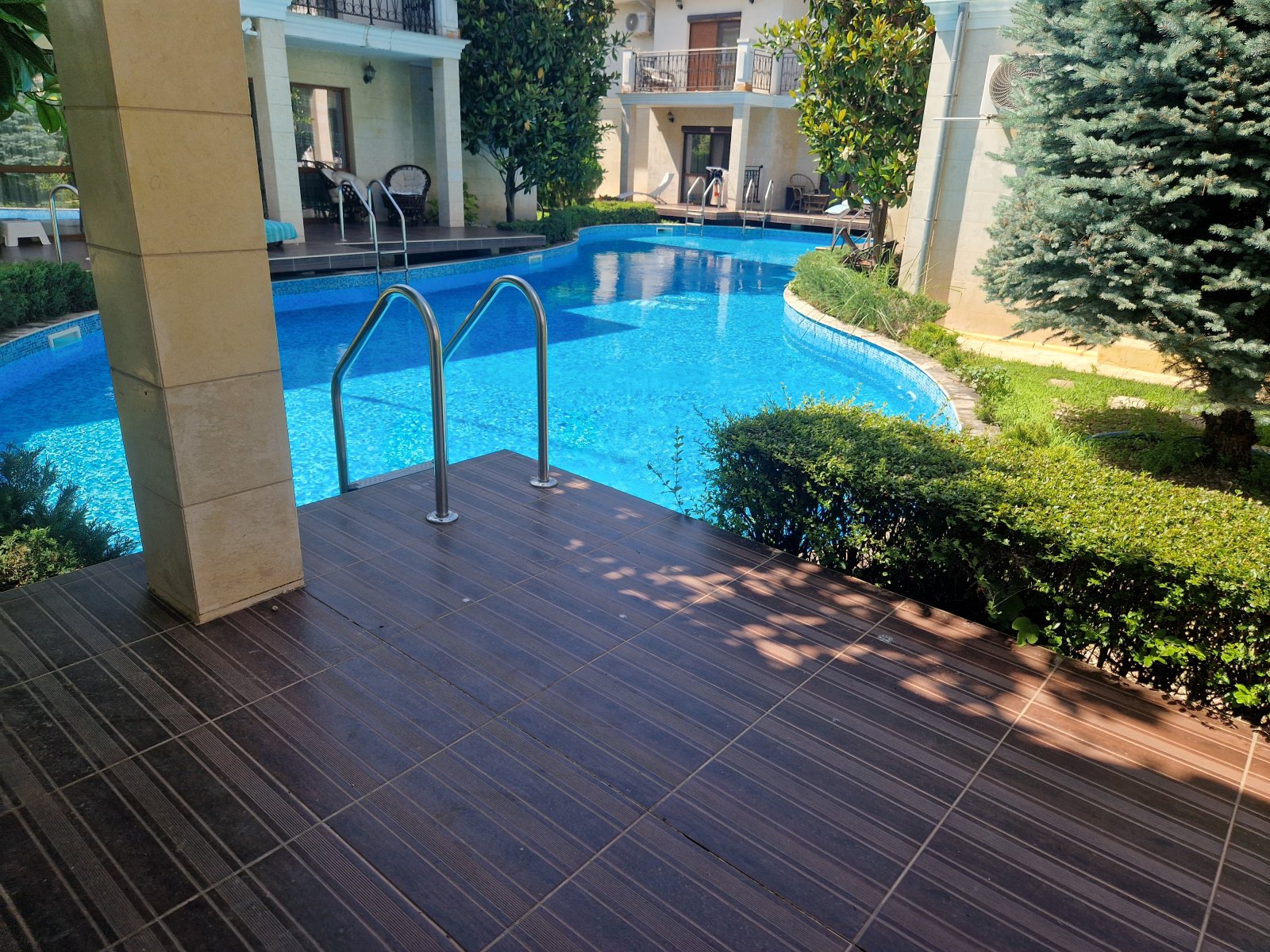 Einfamilienhaus mit Zugang zum Pool in Ravda Bulgarien