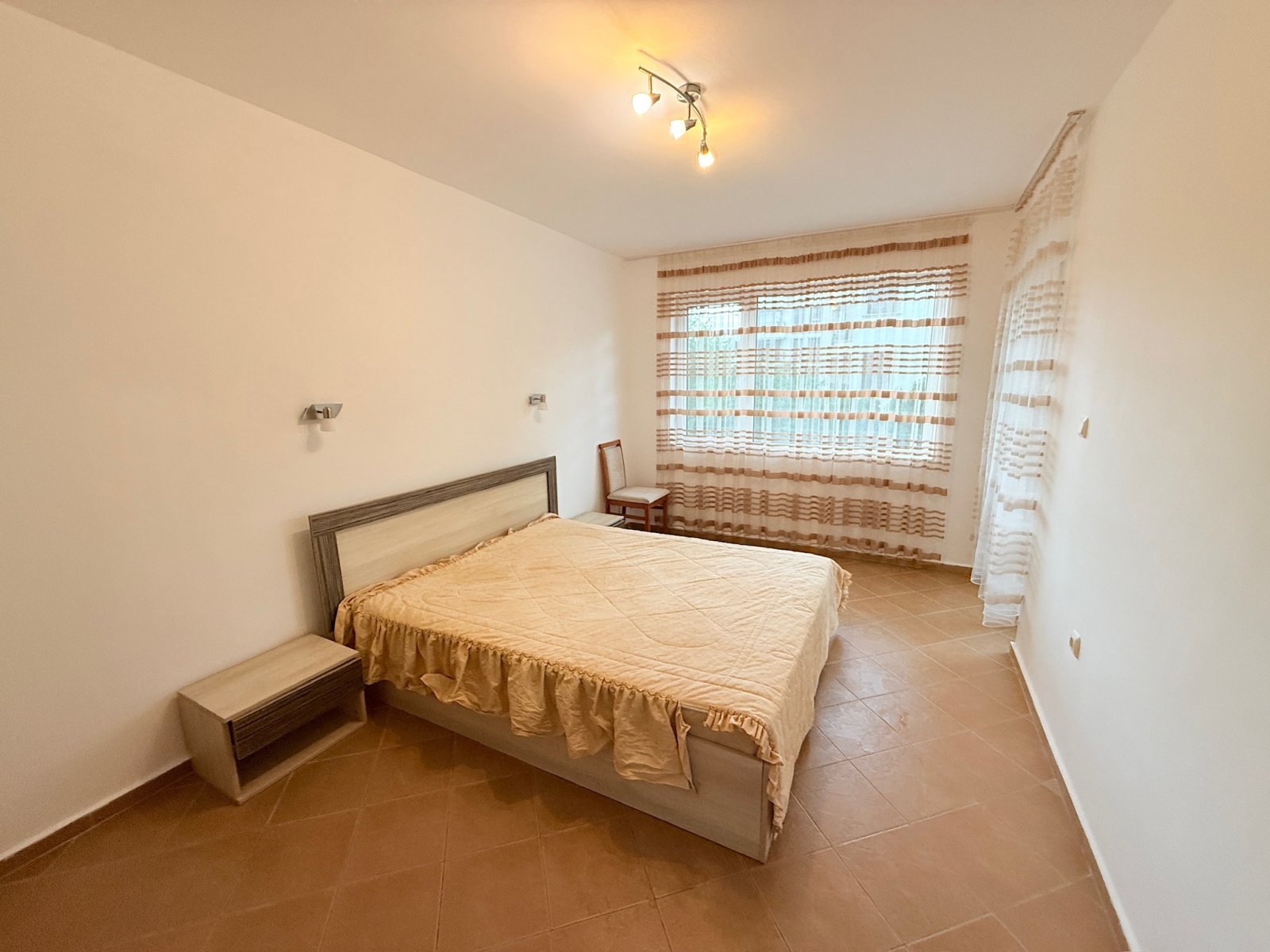 Dreizimmerwohnung im Komplex „Wohngebäude Solis“ am Sonnenstrand