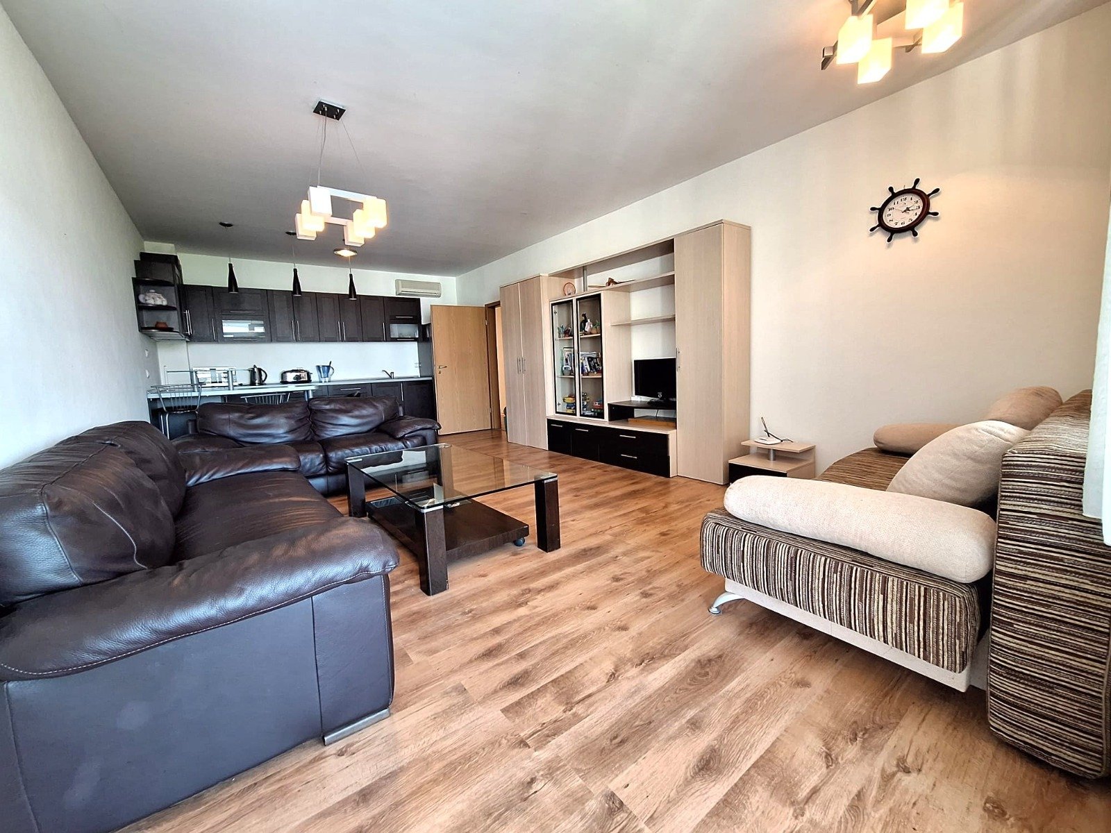 Zweizimmerwohnung mit Meerblick im Komplex Oasis in Ravda