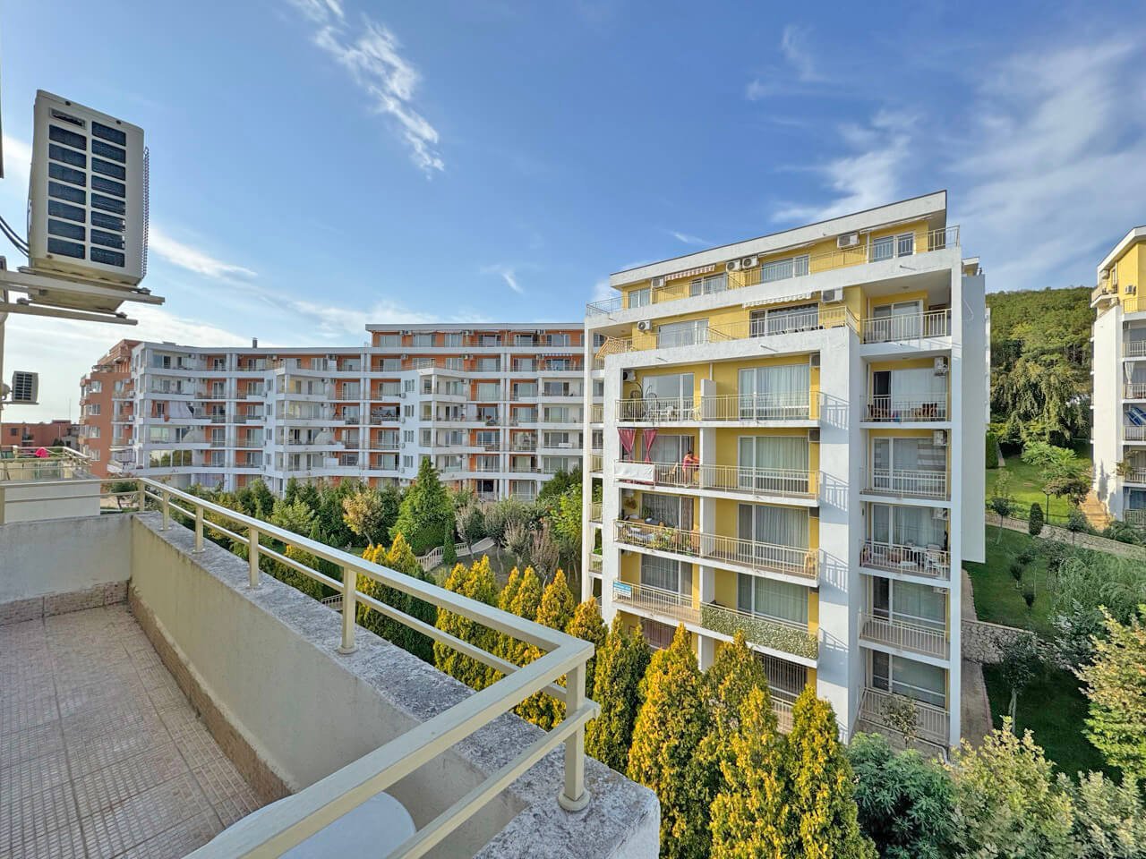 Zweizimmerwohnung im Komplex „Crown Fort“ mit Meerblick in Sveti Vlas