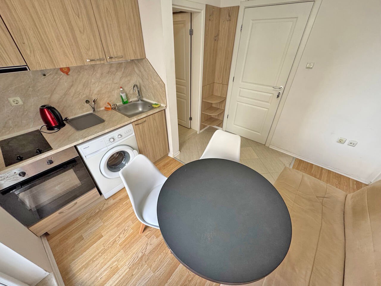 Zweizimmerwohnung im Komplex Romance Marine am Sonnenstrand.