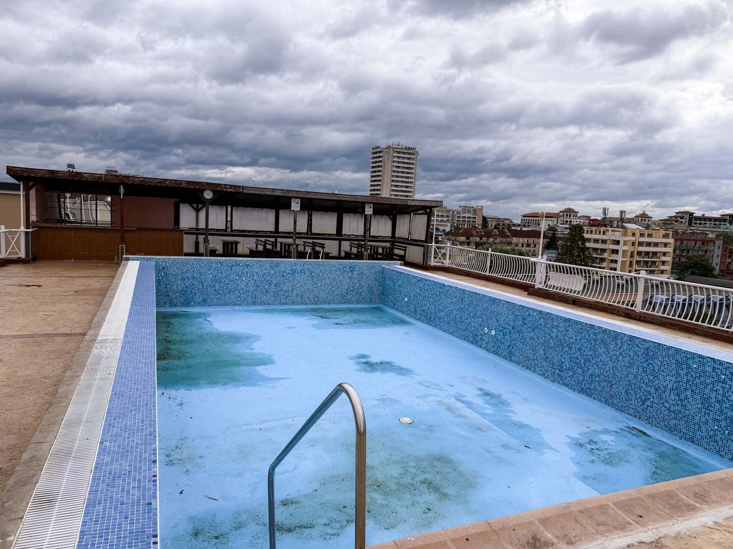 Zweizimmerwohnung im Komplex Barco del Sol am Sonnenstrand