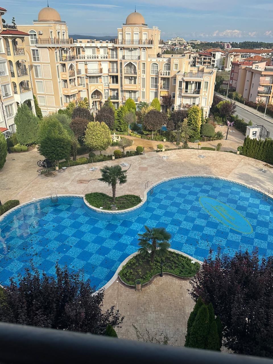 Zweizimmerwohnung mit Meer- und Poolblick im Komplex Elitonia 1 in Ravda