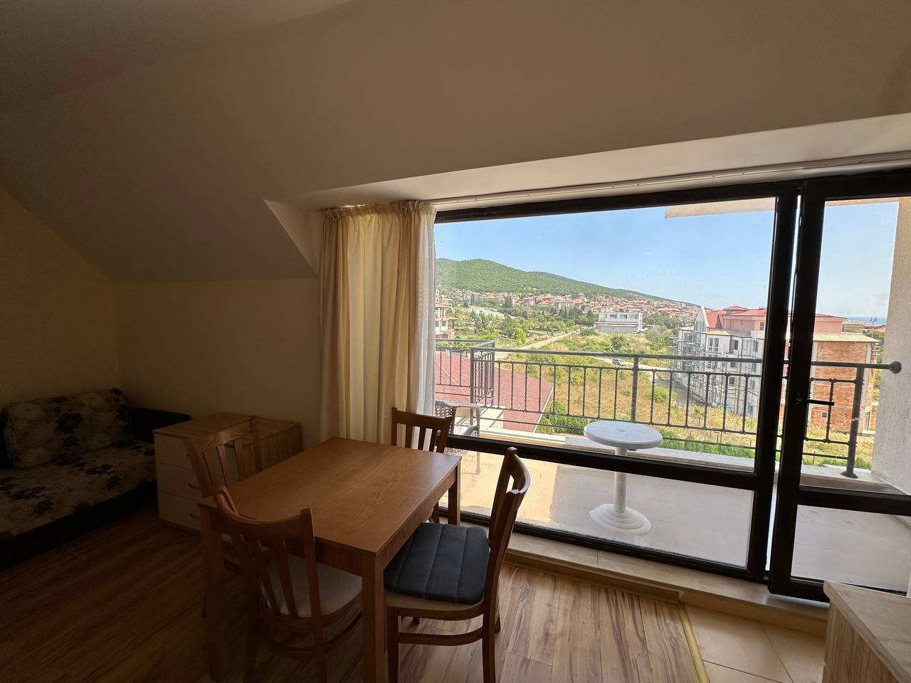 Zweizimmerwohnung mit Meerblick im Komplex Makon in Sveti Vlas