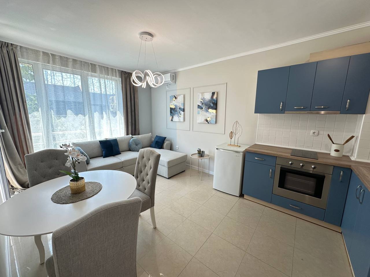 1+1-Apartment im Blue Sky-Komplex