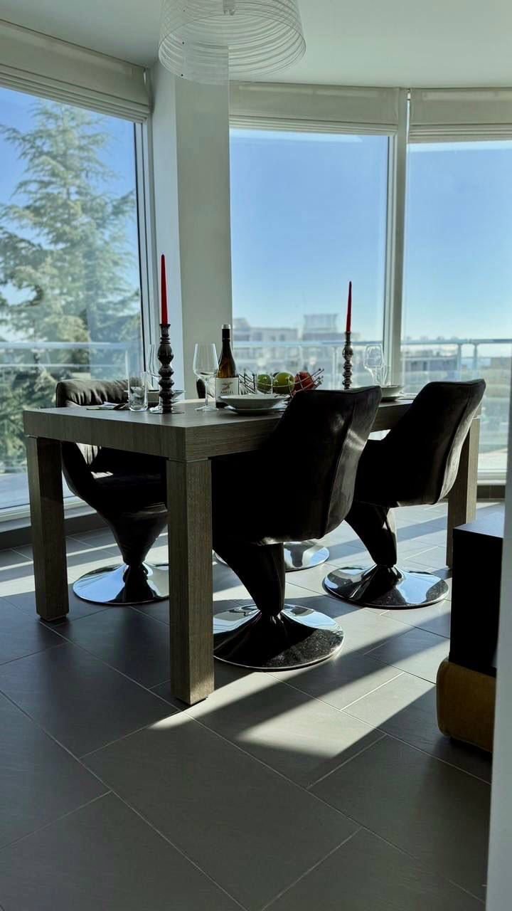 3-Zimmer-Maisonette-Wohnung im Atlantic-Komplex