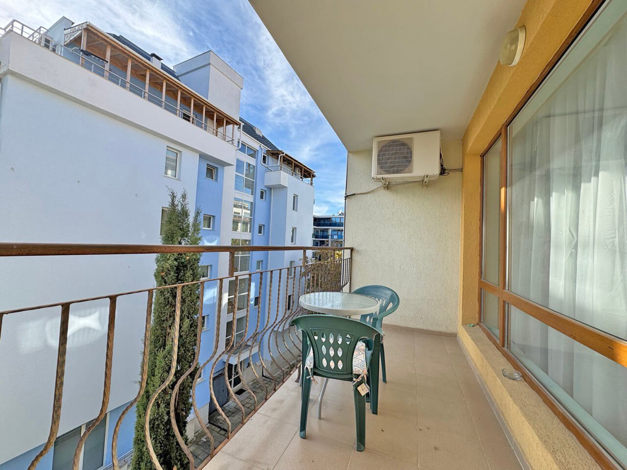 Zweizimmerwohnung im Komplex Diamond Bay am Sonnenstrand