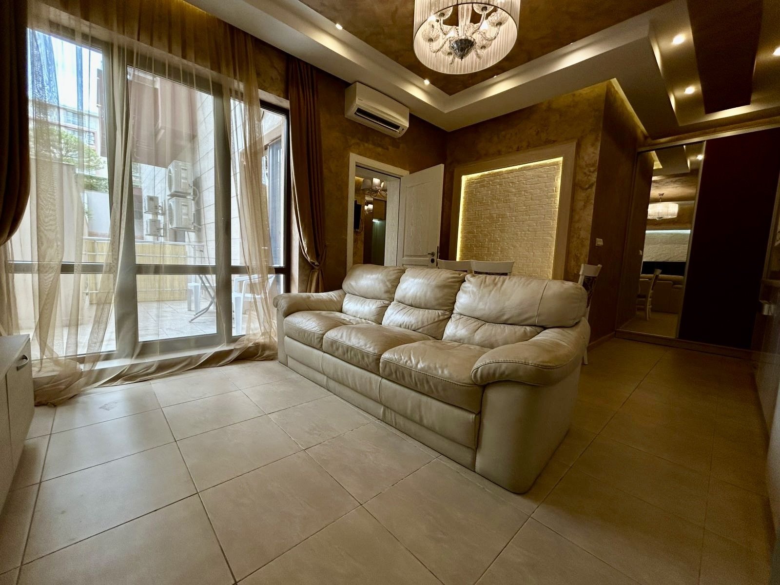 Sunny Beach: 3 Zimmer Souterrain Wohnung im Tarsis Nova Sunnybeach Bulgarien 