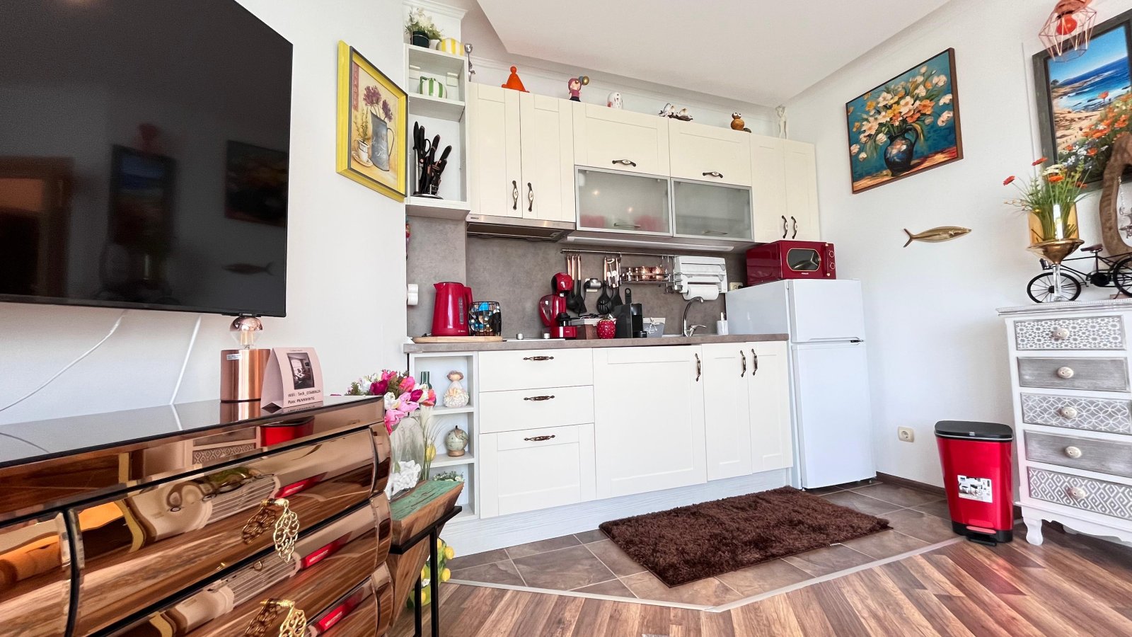 Zweizimmerwohnung in erster Strandlinie in Sunny Beach im Komplex Golden Beach