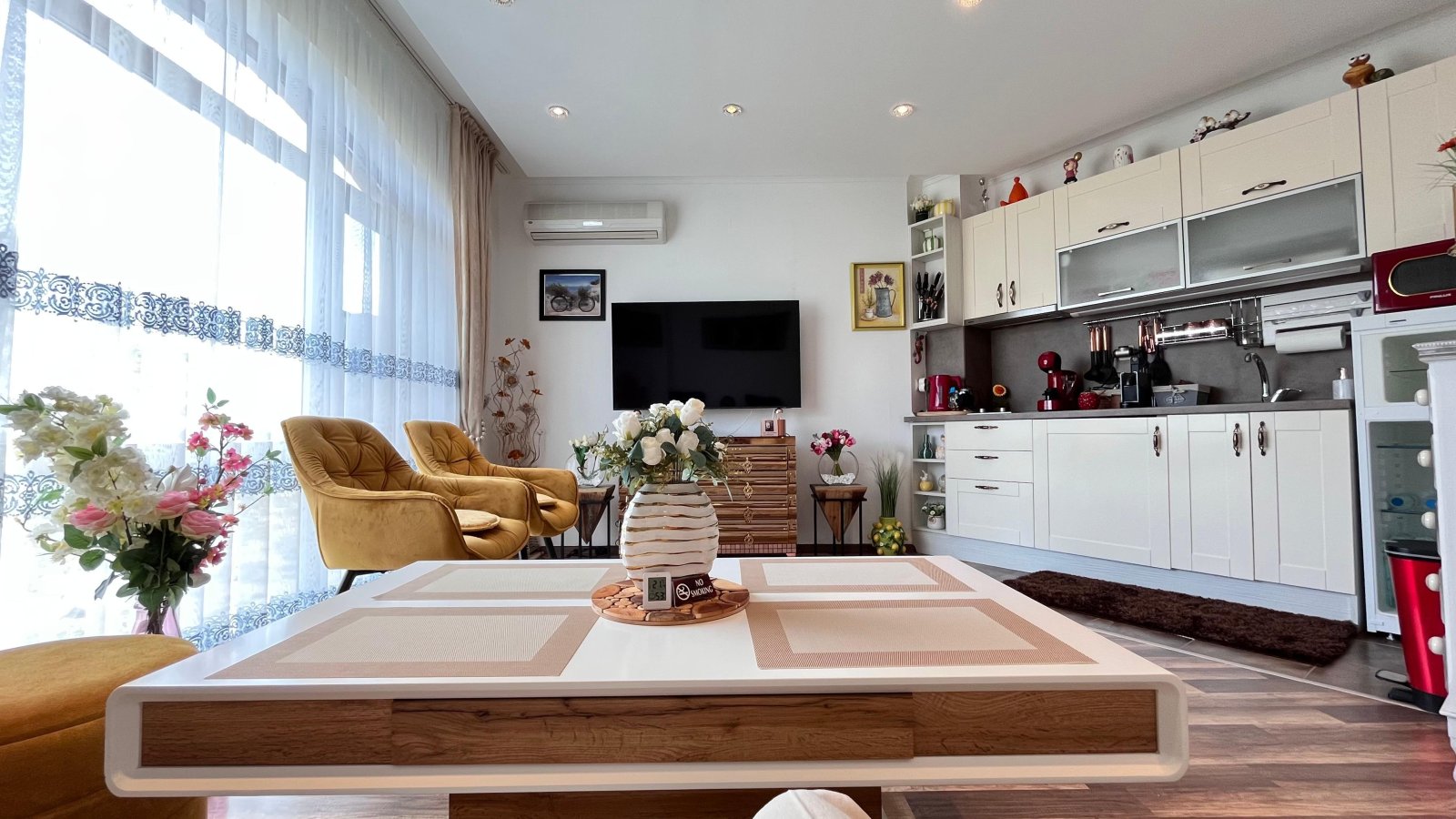 Sunny Beach: Zweizimmerwohnung in erster Strandlinie in Sunny Beach im Komplex Golden Beach 