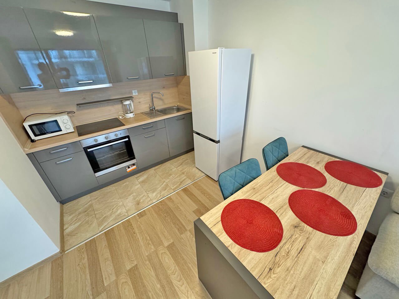 Zweizimmerwohnung im Komplex Helena in Sarafowo, Bulgarien